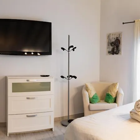 Gav Cerrillo Apartment Ronda